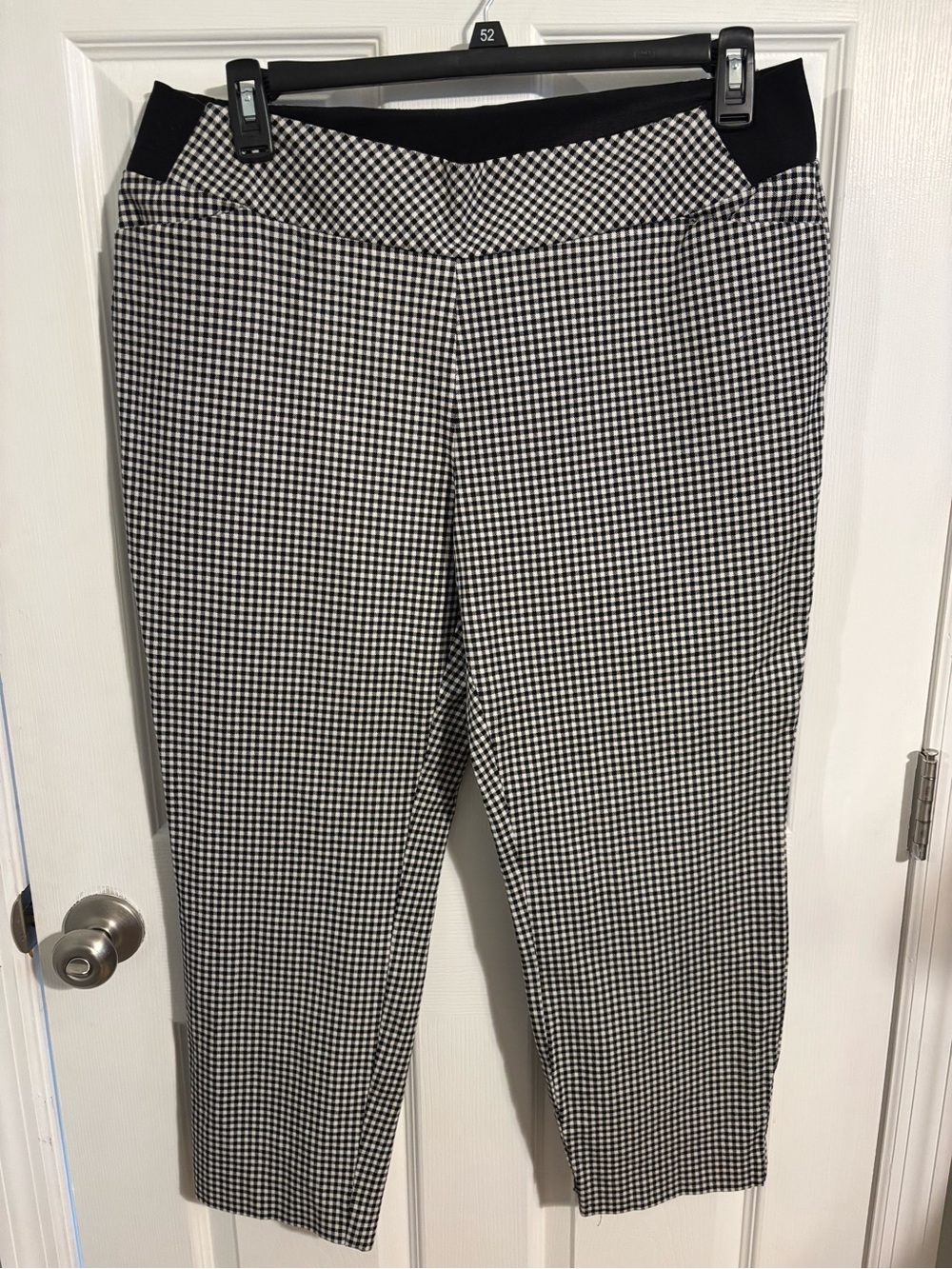 😍Investments Black and White Gingham Crop Chinos Size 16